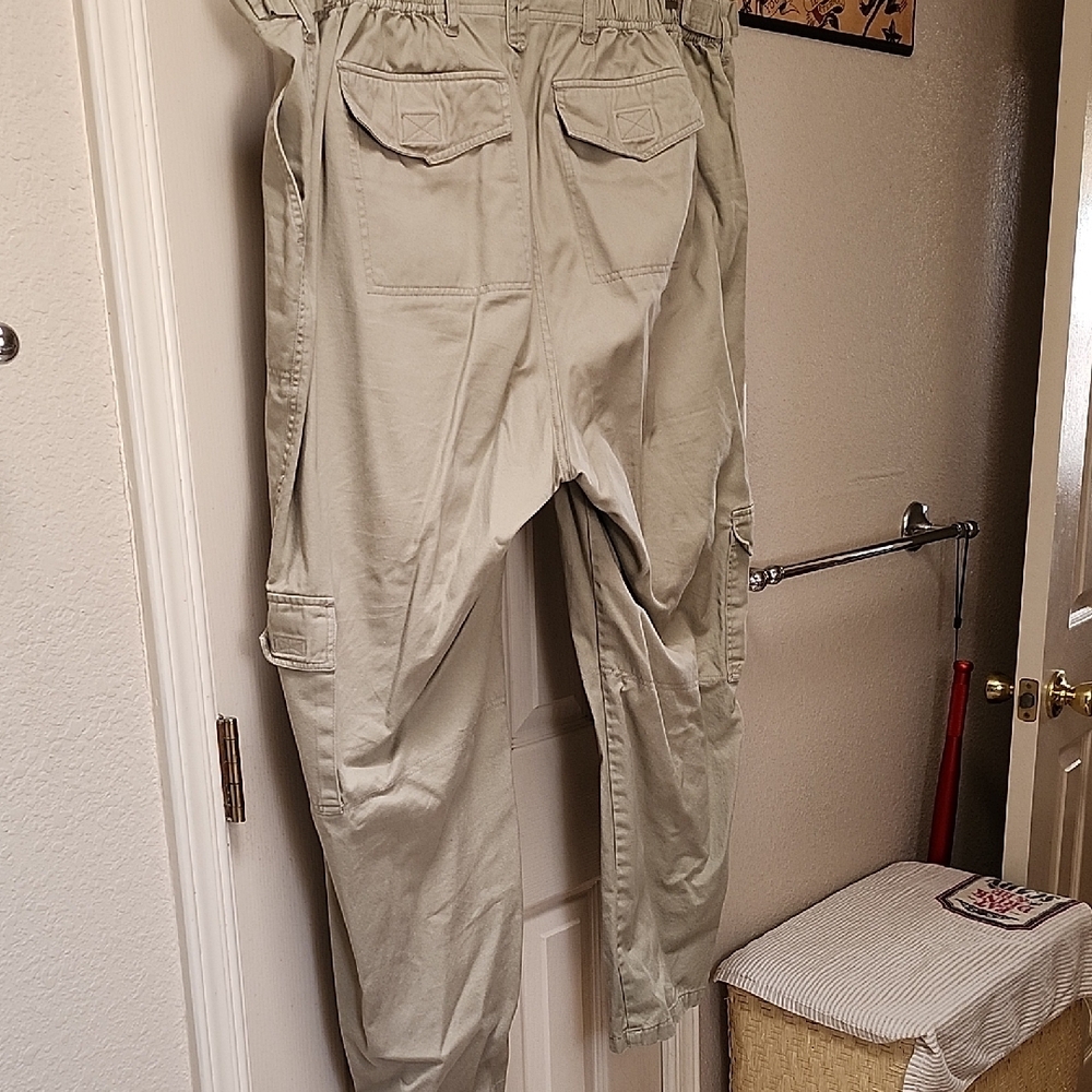 Liz & Me Women's Cargo Pants - Khaki - Picture 4 of 7